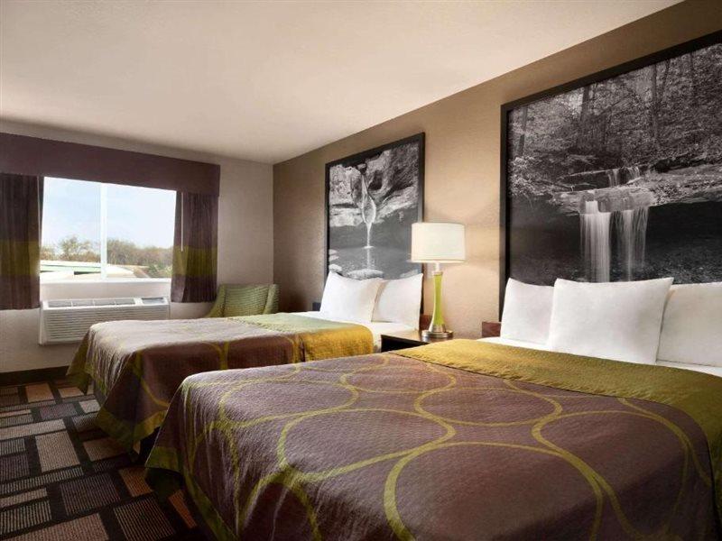 Super 8 By Wyndham Akron S/Green/Uniontown Oh Exterior photo